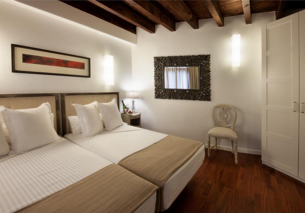 Apartamentos Abad Toledo Habitación foto